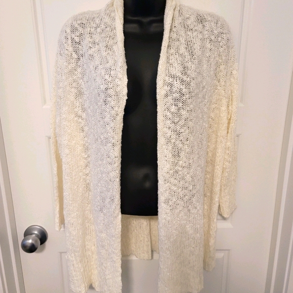 Soft knit cardigan from fever. - Picture 1 of 3